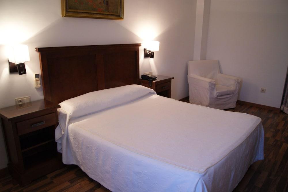 Hotel Mulhacen Guadix Ngoại thất bức ảnh