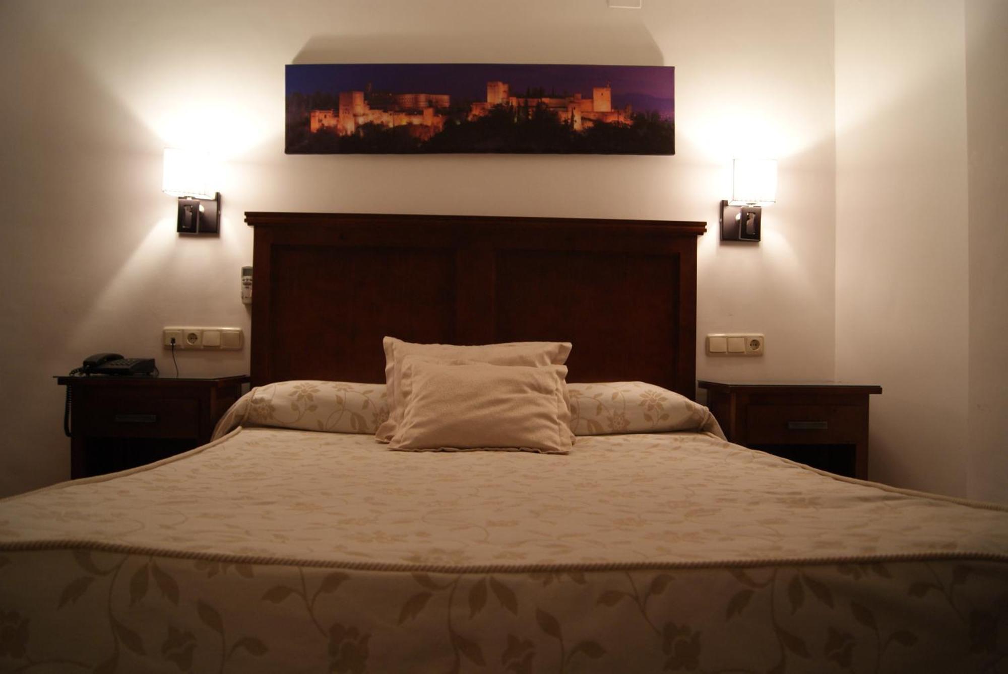 Hotel Mulhacen Guadix Phòng bức ảnh